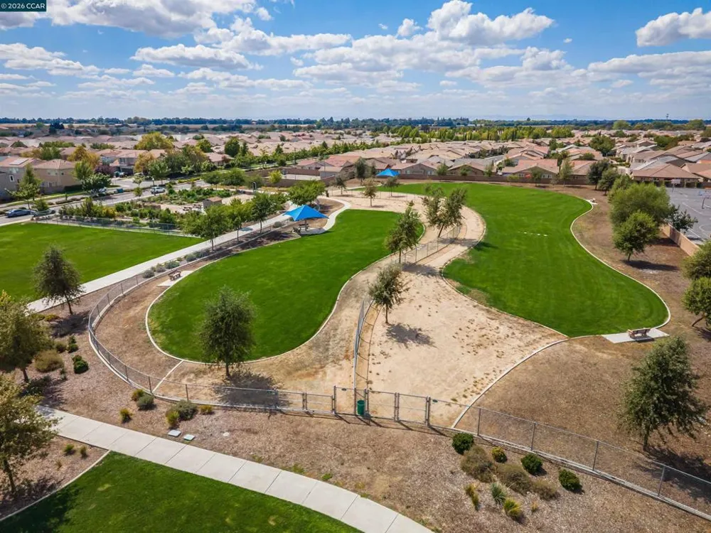 4512 Villa Del Paso Ln Sacramento, CA 95834
