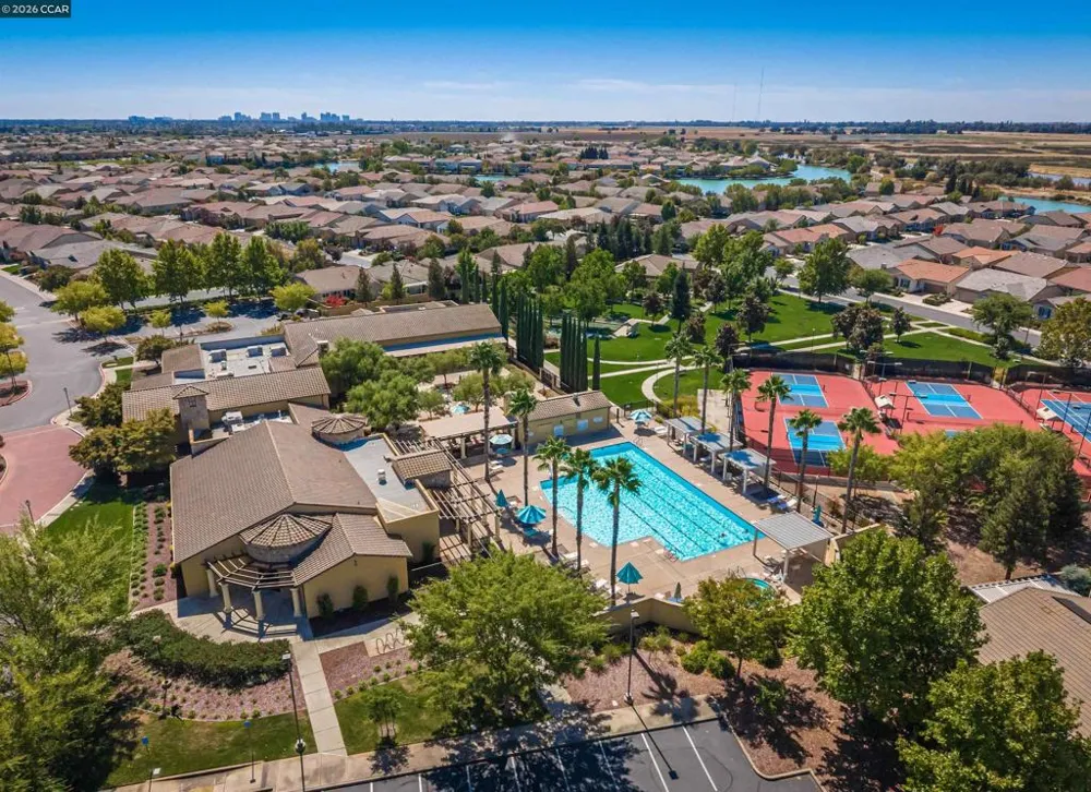 4512 Villa Del Paso Ln Sacramento, CA 95834