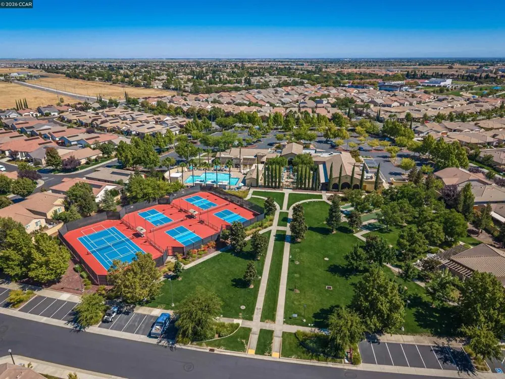 4512 Villa Del Paso Ln Sacramento, CA 95834