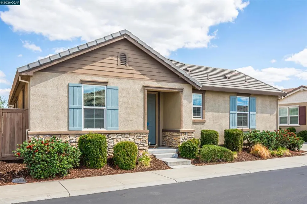 4512 Villa Del Paso Ln Sacramento, CA 95834