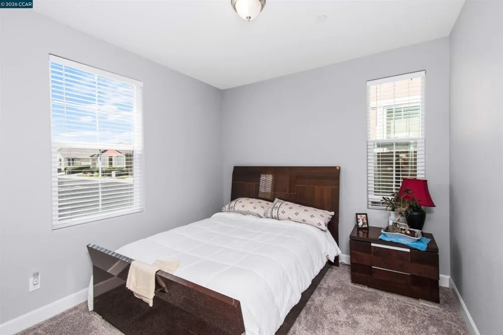 4512 Villa Del Paso Ln Sacramento, CA 95834
