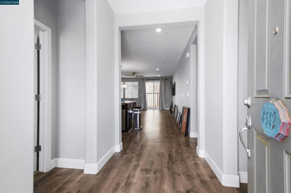 4512 Villa Del Paso Ln Sacramento, CA 95834