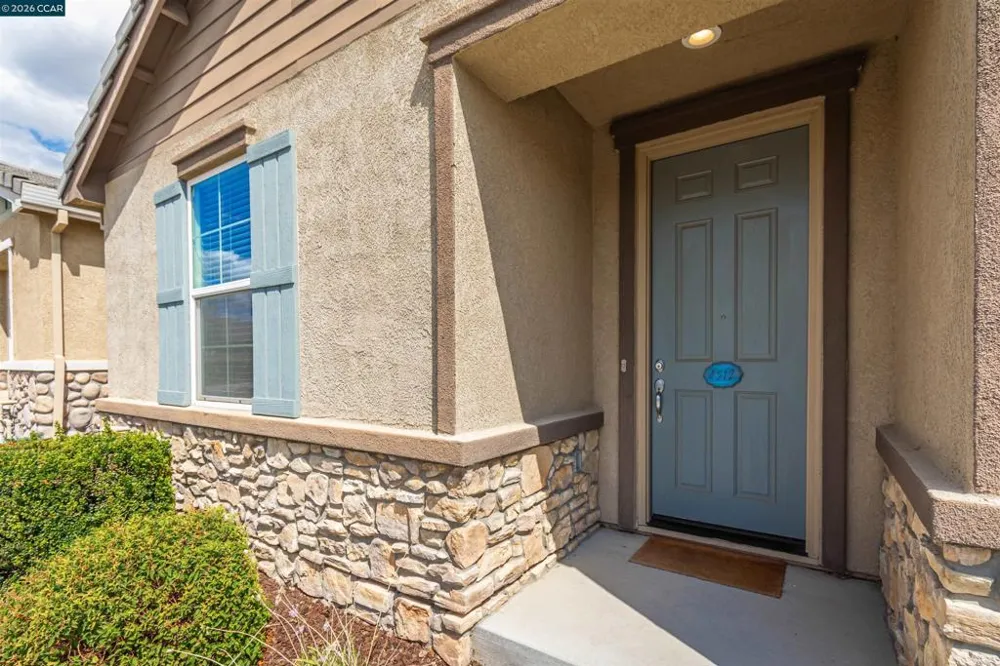 4512 Villa Del Paso Ln Sacramento, CA 95834