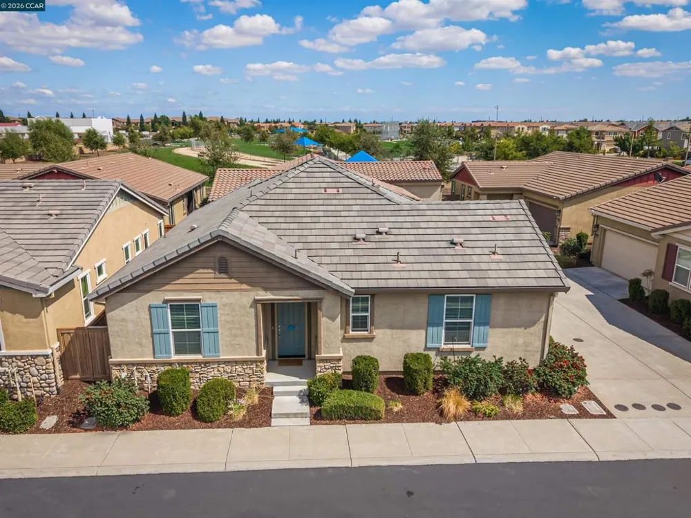 4512 Villa Del Paso Ln Sacramento, CA 95834