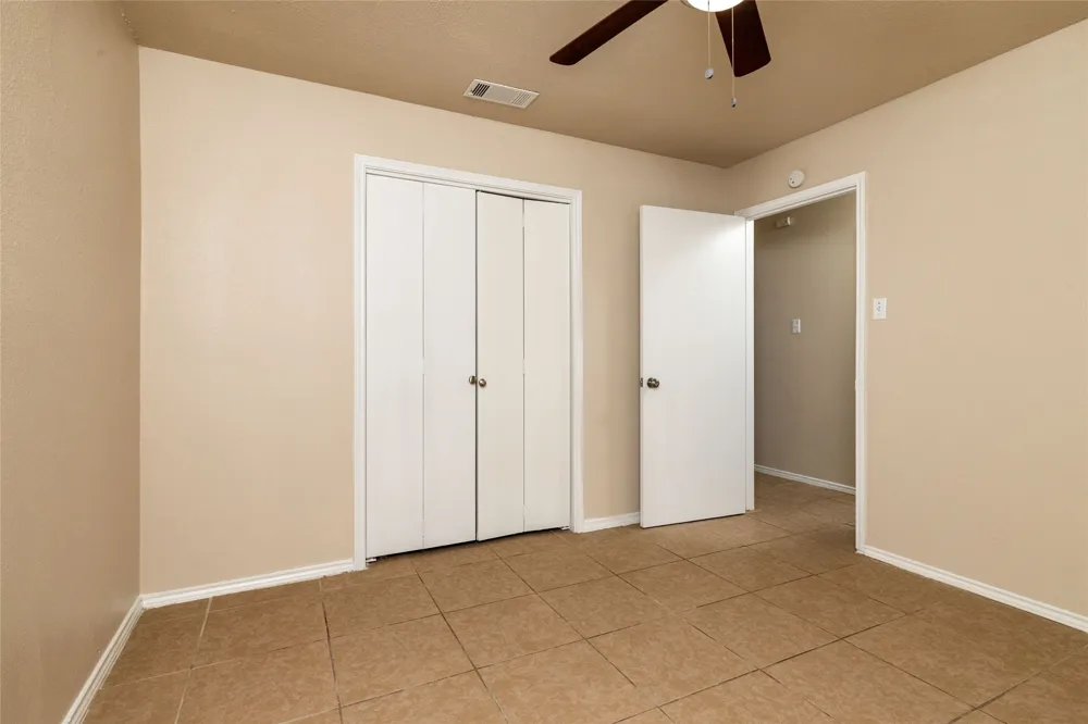 304 Cambridge Drive Saginaw, TX 76179