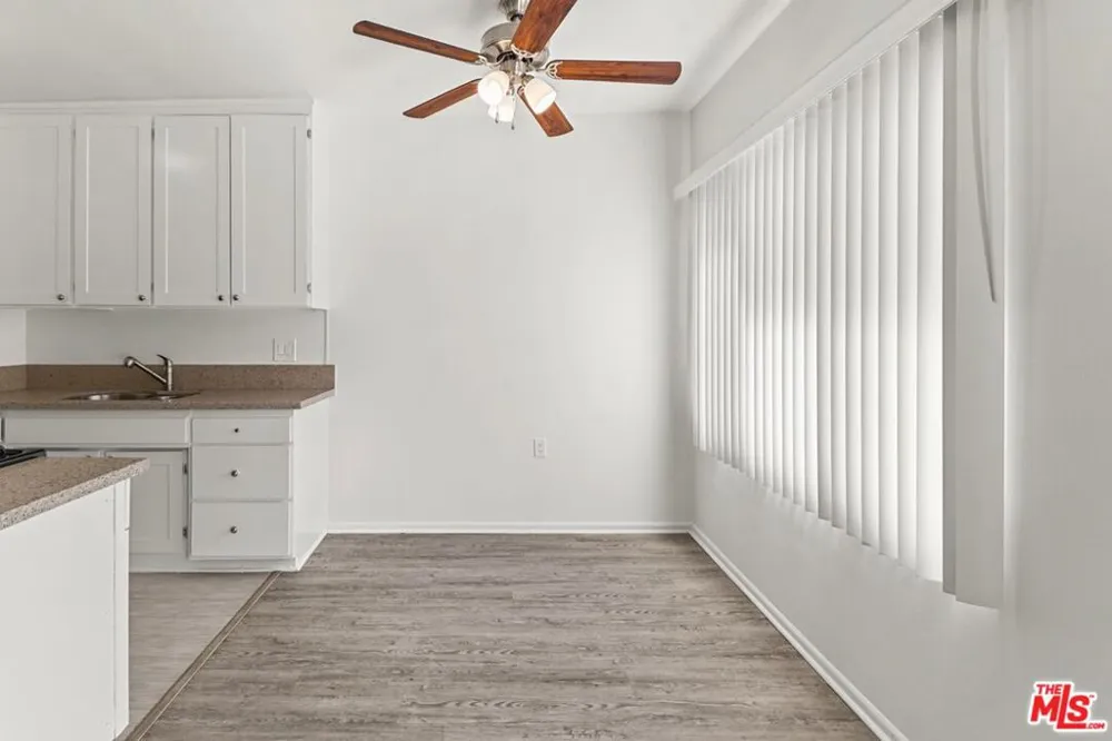 11660 Chenault Street #123 Los Angeles, CA 90049