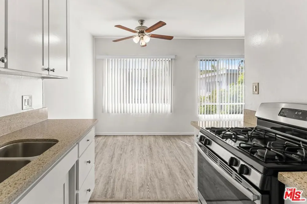 11660 Chenault Street #123 Los Angeles, CA 90049
