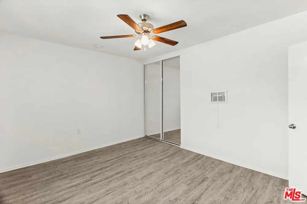 11660 Chenault Street #123 Los Angeles, CA 90049