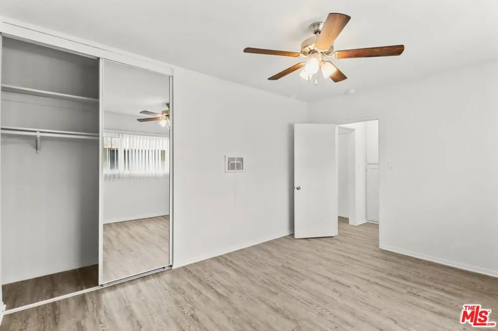 11660 Chenault Street #123 Los Angeles, CA 90049