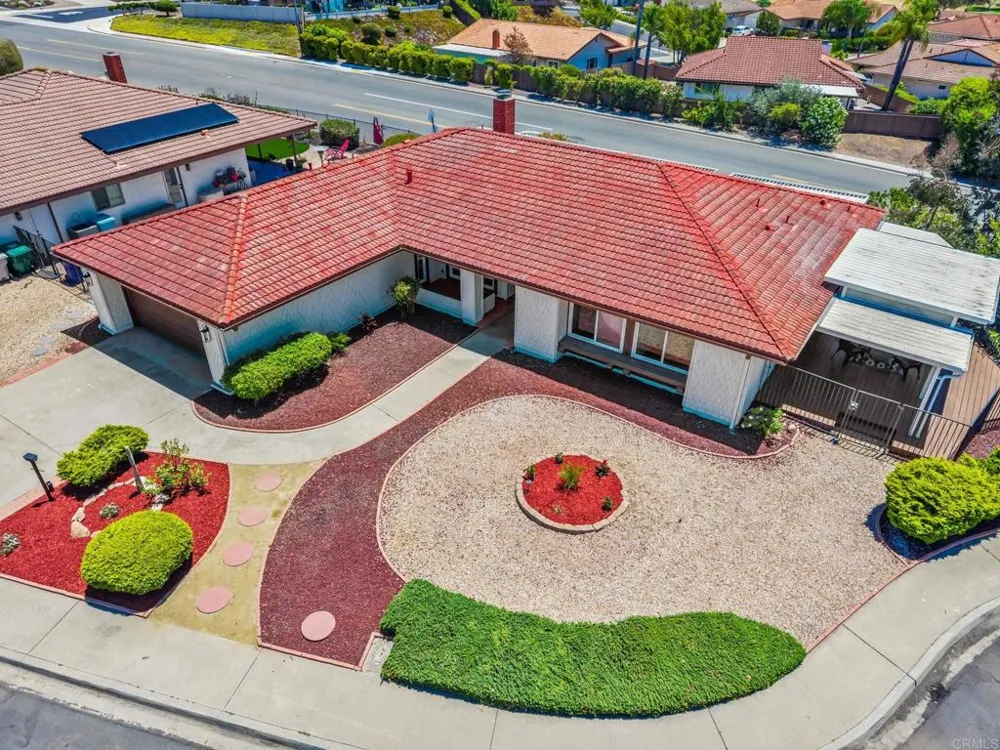 12615 Senda Acantilada San Diego, CA 92128