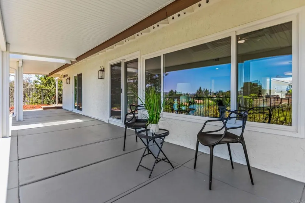 12615 Senda Acantilada San Diego, CA 92128