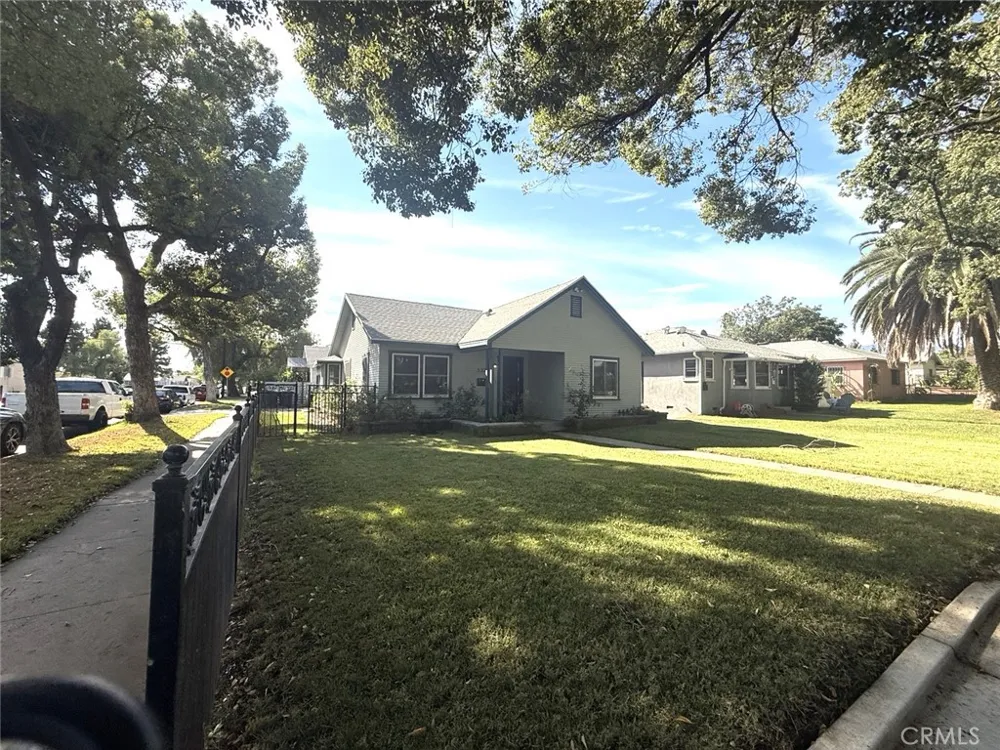 532 S Lemon Ontario, CA 91761