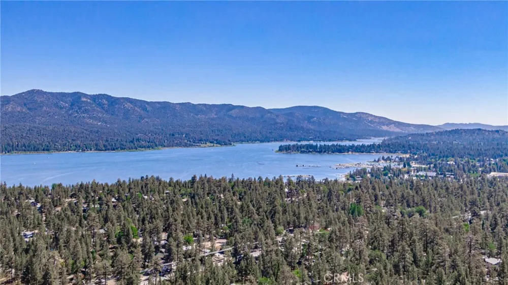 872 Hill Big Bear Lake, CA 92315