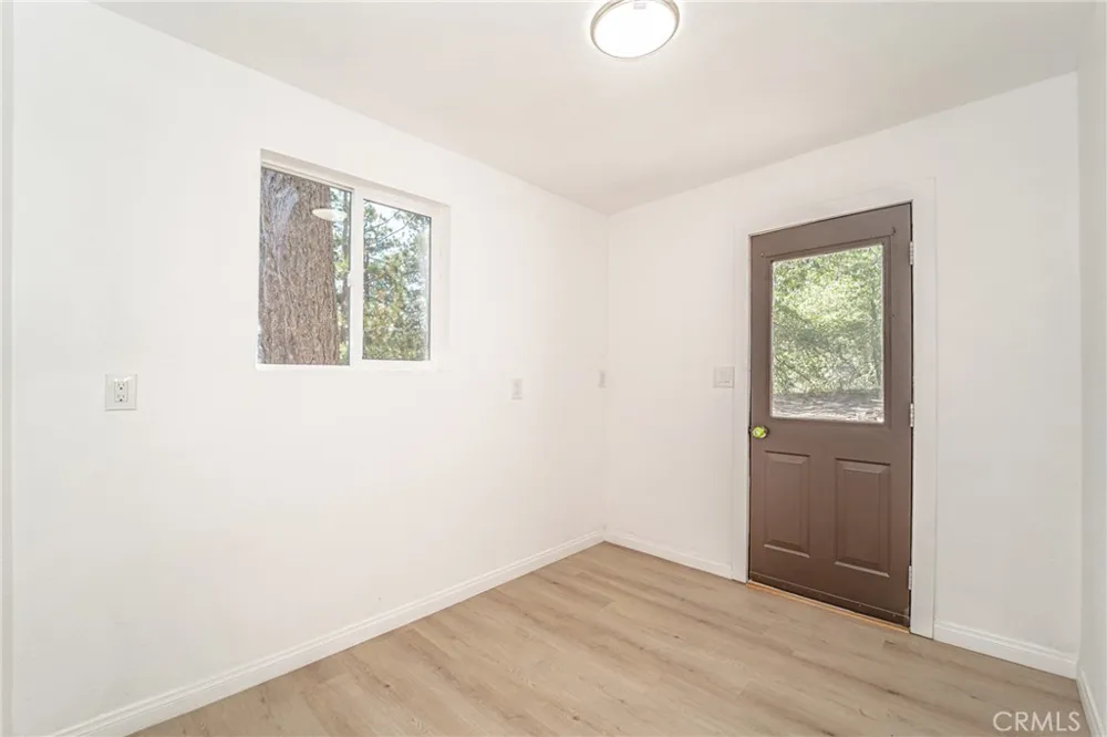 872 Hill Big Bear Lake, CA 92315