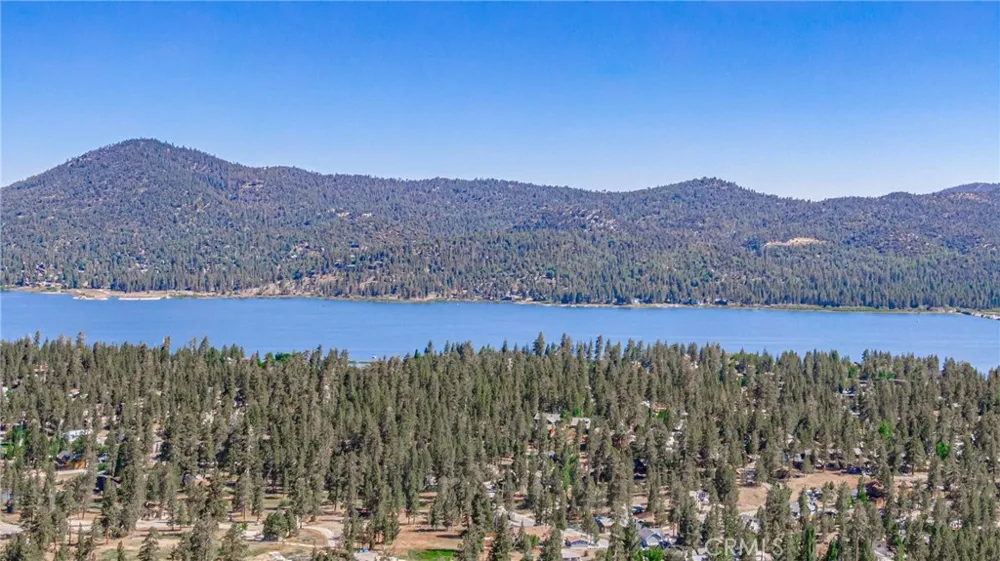 872 Hill Big Bear Lake, CA 92315