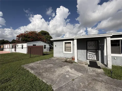 16140 NW 28th Ct