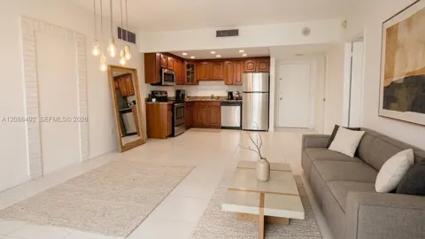 11111 Biscayne Blvd #9A