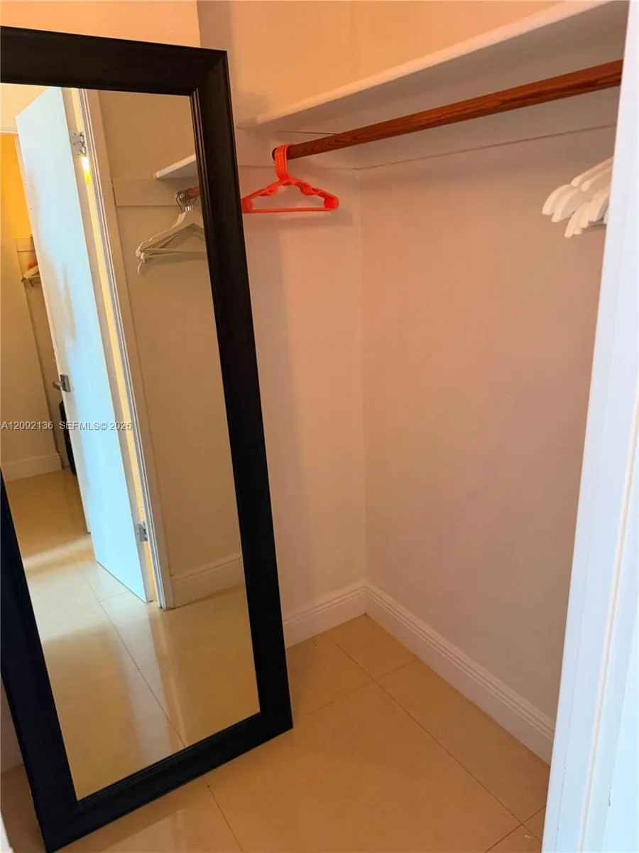 19370 Collins Ave #911 Sunny Isles Beach, FL 33160