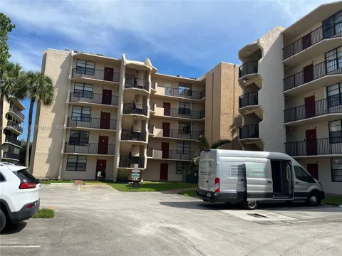 3500 Blue Lake Dr #401