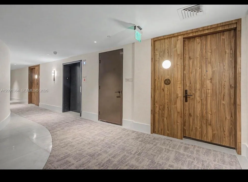 2200 Brickell Avenue #405 Miami, FL 33129