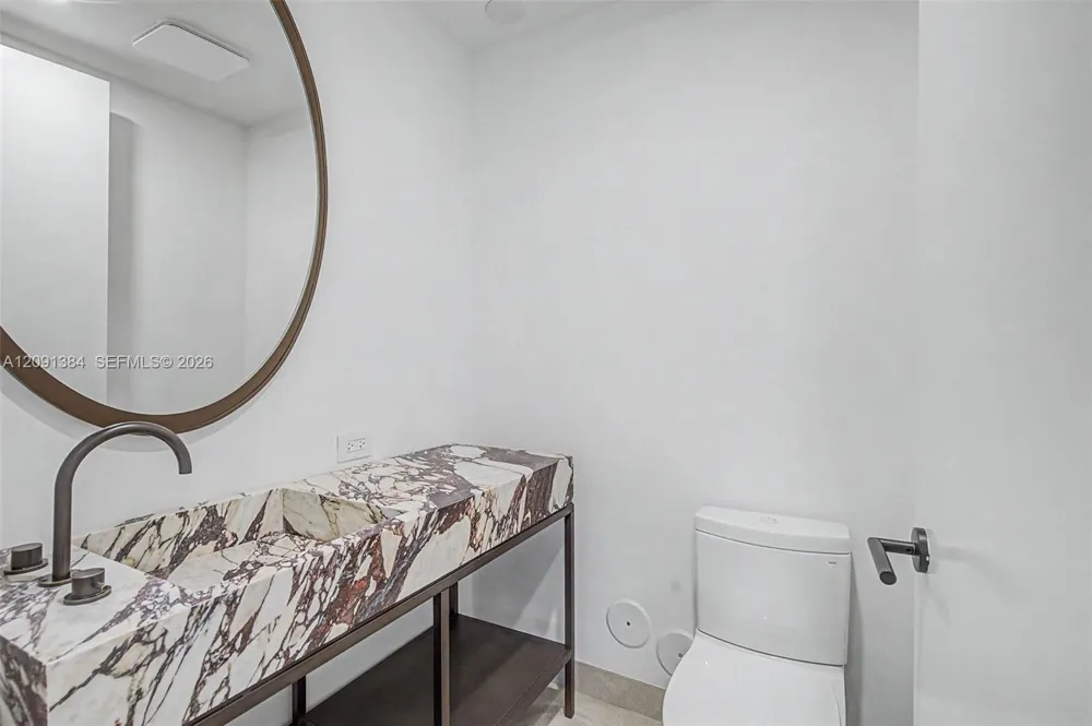 2200 Brickell Avenue #405 Miami, FL 33129