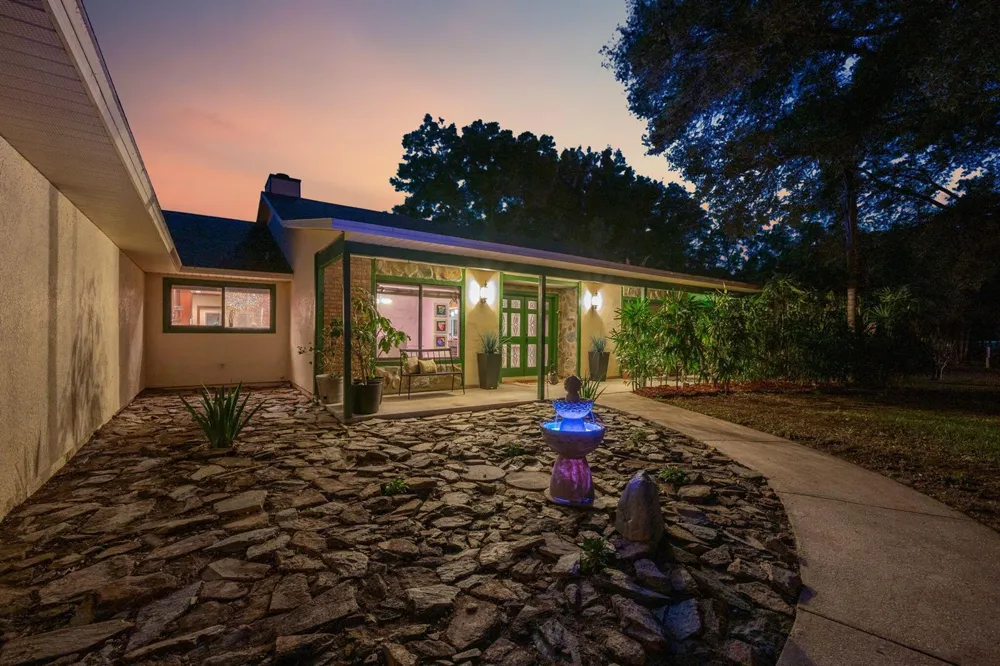 3501 Hill Stream Avenue 32712