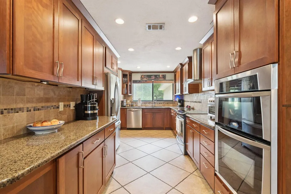 3501 Hill Stream Avenue 32712