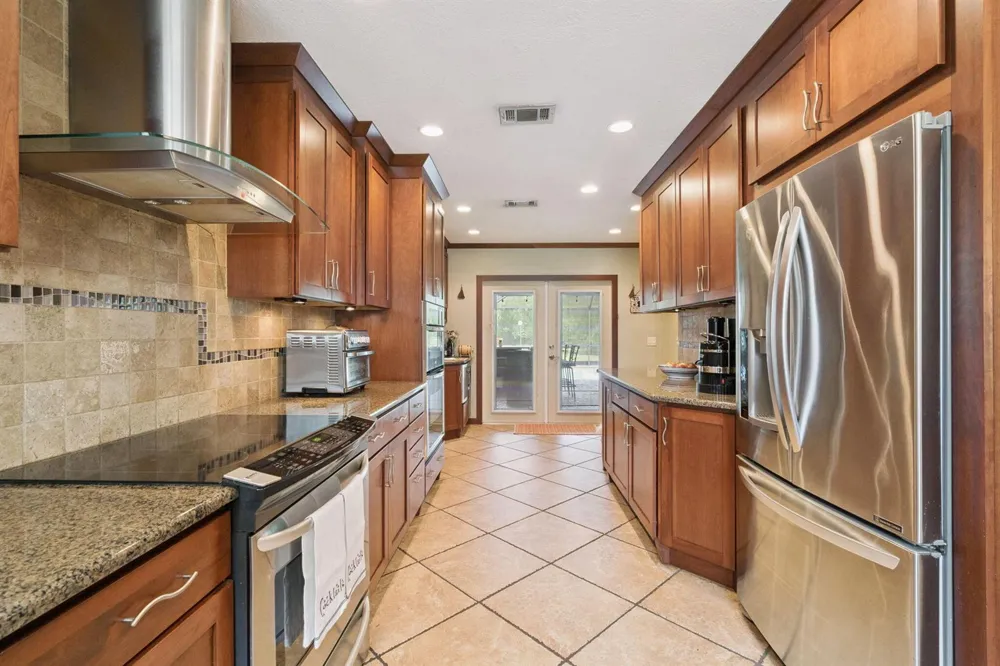 3501 Hill Stream Avenue 32712