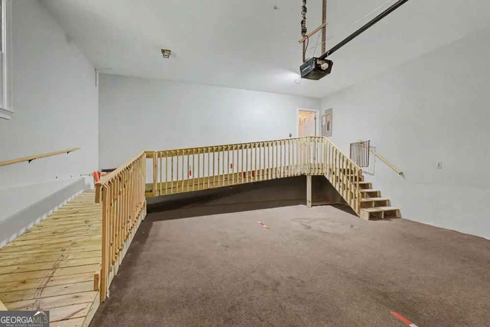 1883 Bedfordshire CT Decatur, GA 30033
