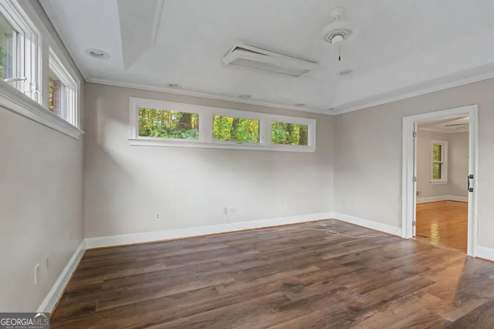 1883 Bedfordshire CT Decatur, GA 30033