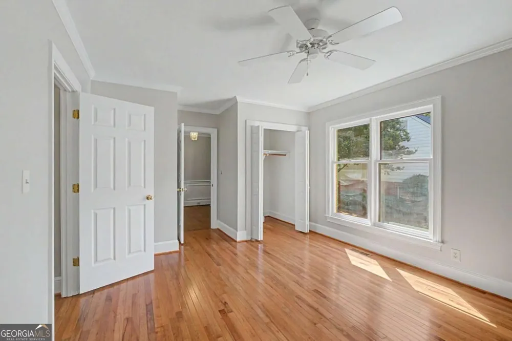 1883 Bedfordshire CT Decatur, GA 30033