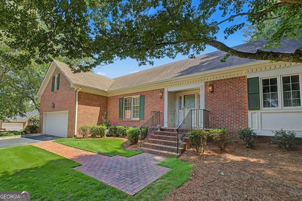 1883 Bedfordshire CT Decatur, GA 30033