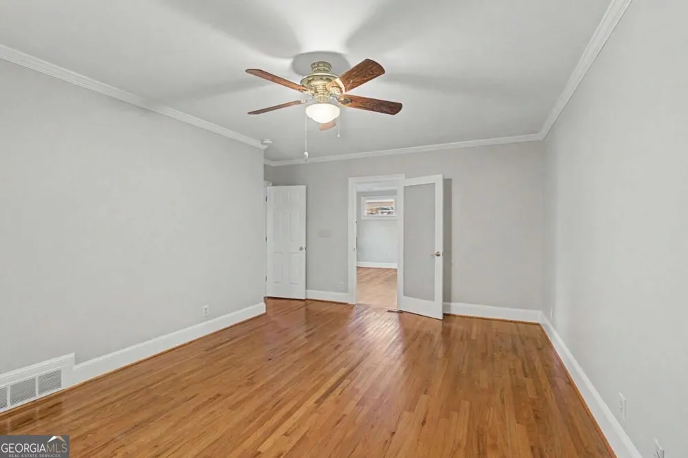 1883 Bedfordshire CT Decatur, GA 30033