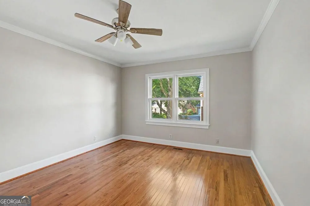 1883 Bedfordshire CT Decatur, GA 30033