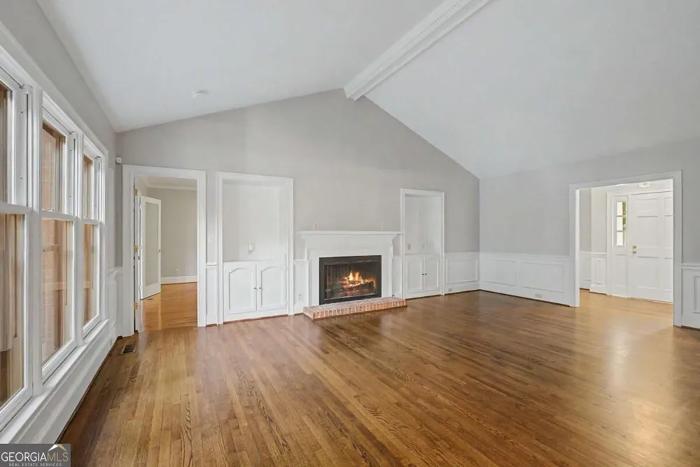 1883 Bedfordshire CT Decatur, GA 30033