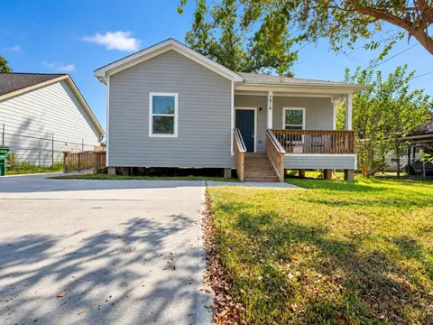 7016 Semmes Street