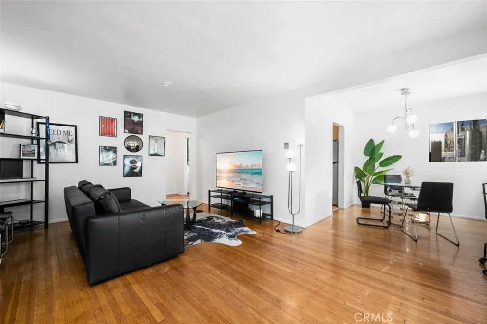 438 Cedar #7 Long Beach, CA 90802