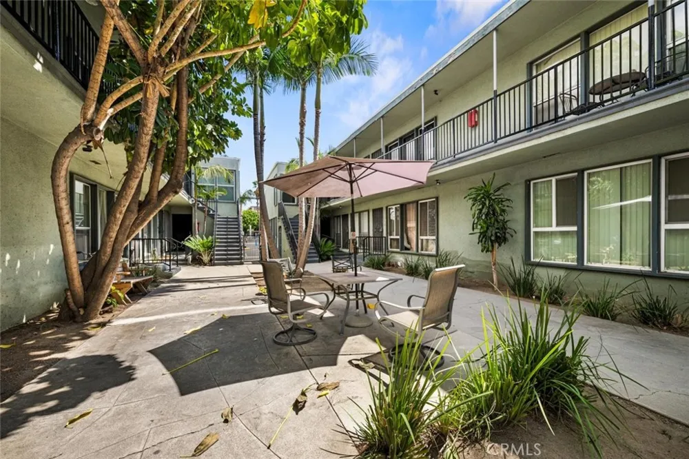 438 Cedar #7 Long Beach, CA 90802