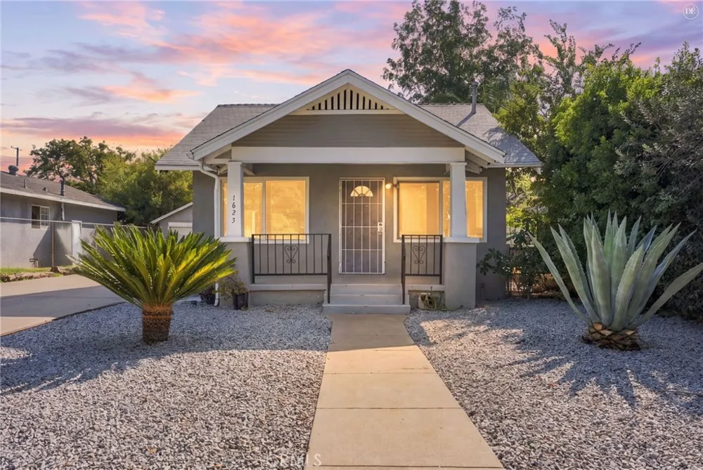 1625 Genevieve San Bernardino, CA 92405