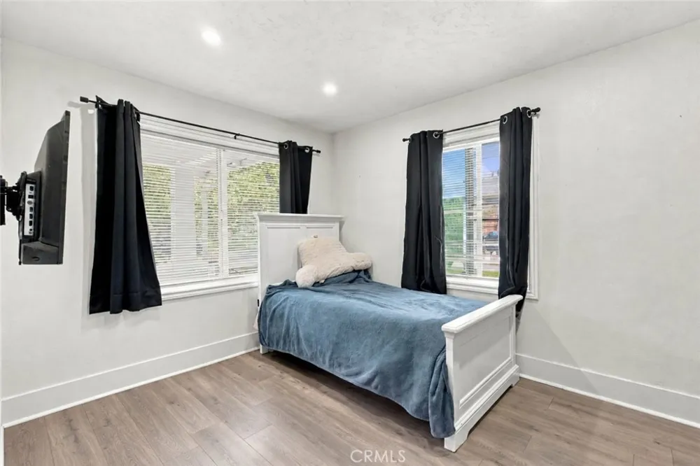 1625 Genevieve San Bernardino, CA 92405