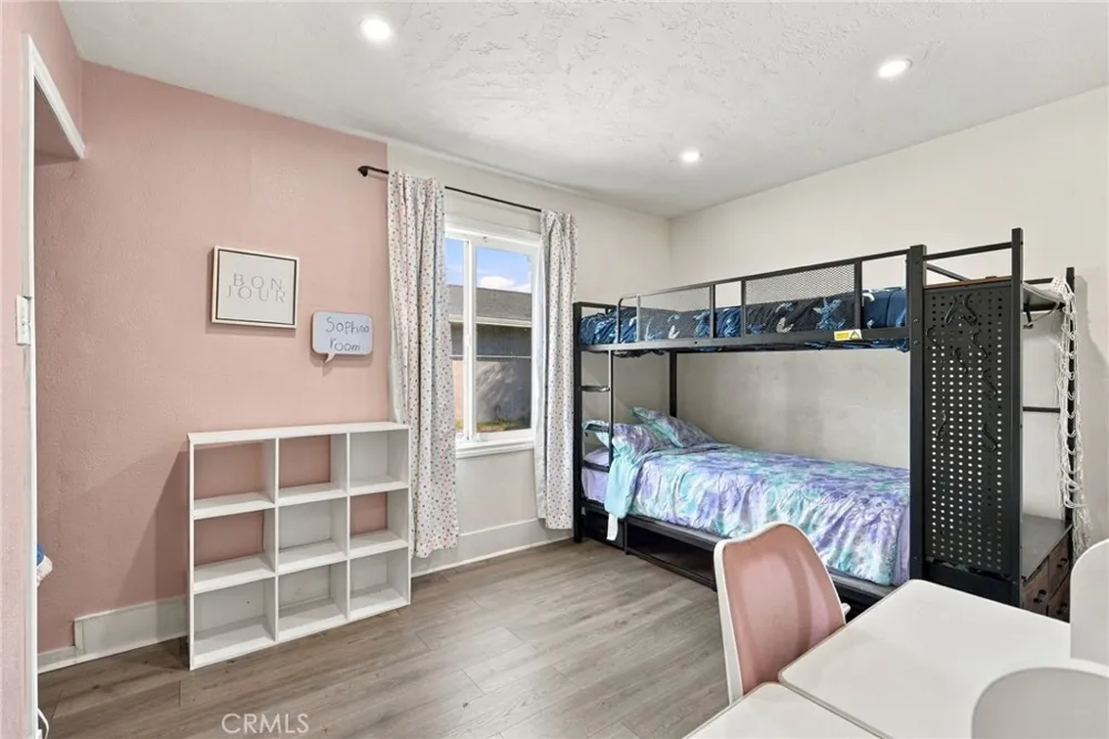 1625 Genevieve San Bernardino, CA 92405
