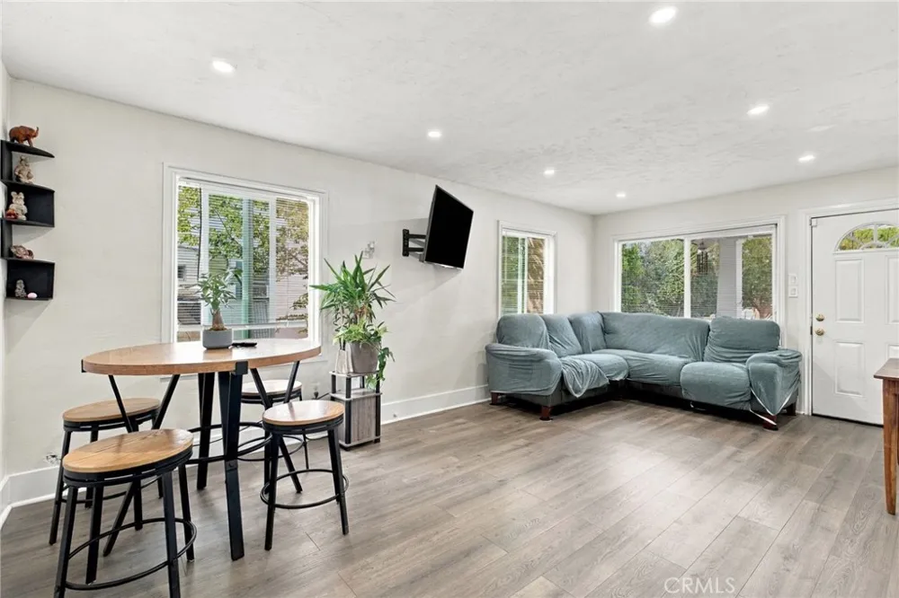 1625 Genevieve San Bernardino, CA 92405
