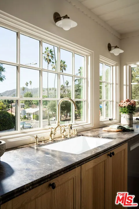 4890 Floristan Avenue Los Angeles, CA 90041