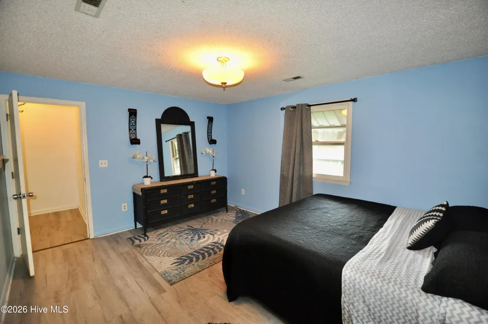 1409 Wooster Street Wilmington, NC 28401