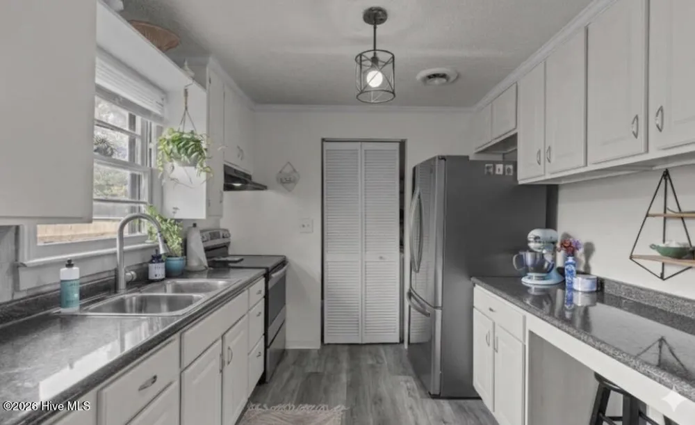 1409 Wooster Street Wilmington, NC 28401