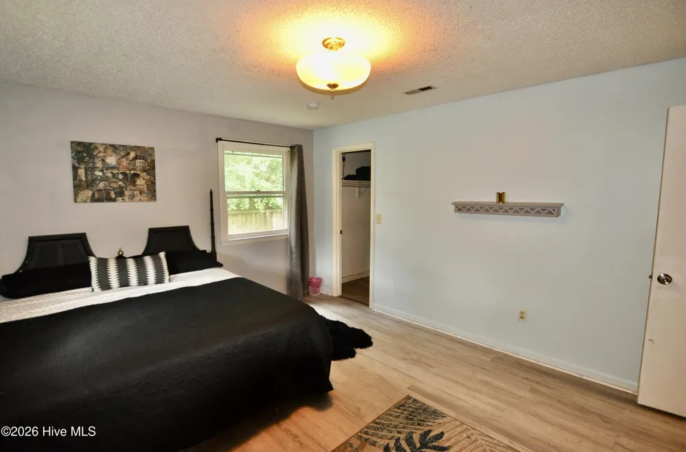 1409 Wooster Street Wilmington, NC 28401