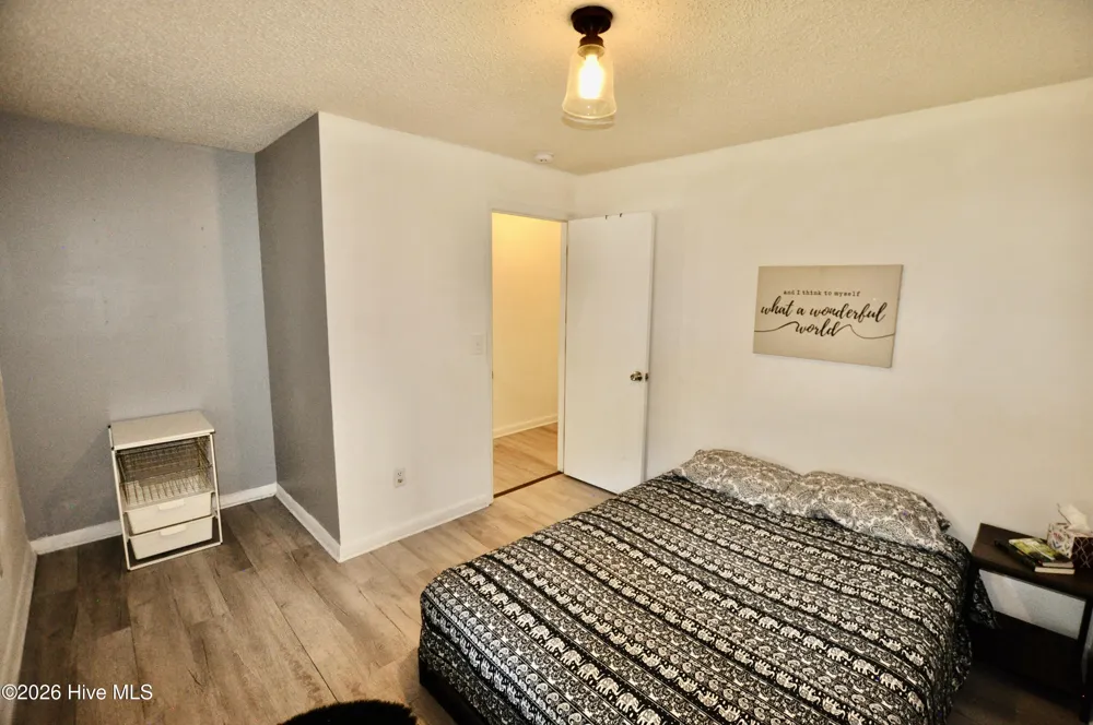1409 Wooster Street Wilmington, NC 28401
