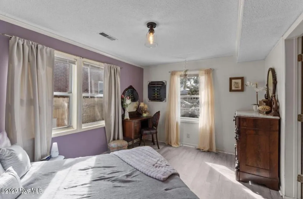 1409 Wooster Street Wilmington, NC 28401