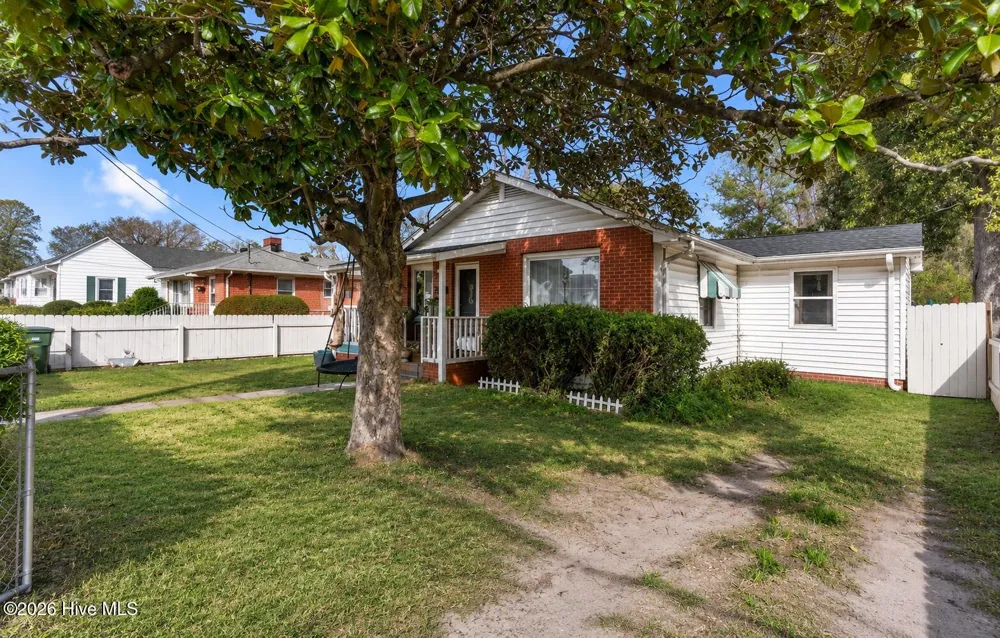 1409 Wooster Street Wilmington, NC 28401