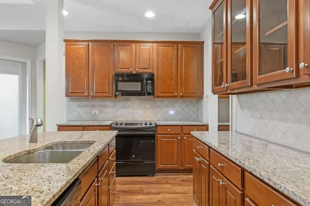 3354 Locust Cove RD SW Gainesville, GA 30504